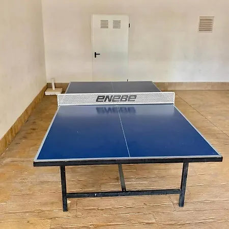 With Sea Views דירה קלפה